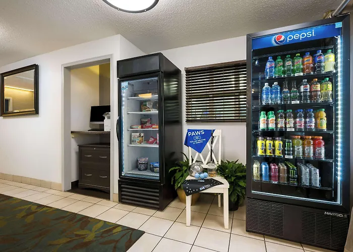 Sonesta Simply Suites Chicago Waukegan